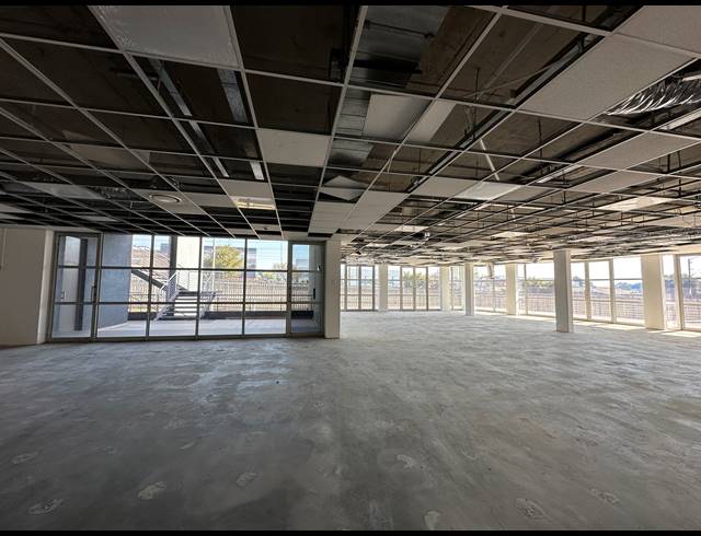 247M² OFFICE TO LET IN ECO PARK ESTATE